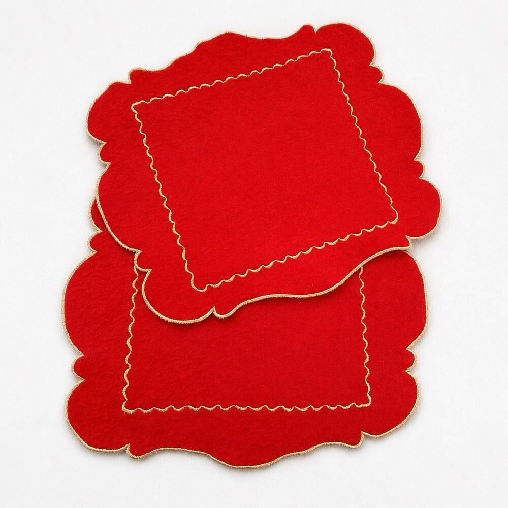 Caro Home Red Gold Scalloped Placemats Set of 2 Cotton Holiday Decor